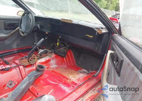 1992 Chevrolet Camaro Rs z USA, uszkodzony, nr VIN 1G1FP23T4NL152871